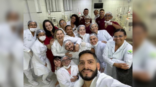 Em meio à crise, profissionais salvam vidas e garantem hemodiálise na madrugada