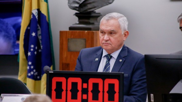 Bancada em silêncio: Somente General Girão comenta fuga de presos em Mossoró