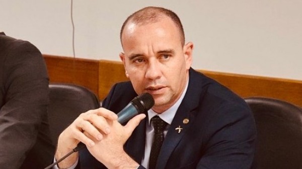 Sargento Gonçalves expõe descaso com os policiais que prestam serviço na Festa do Boi
