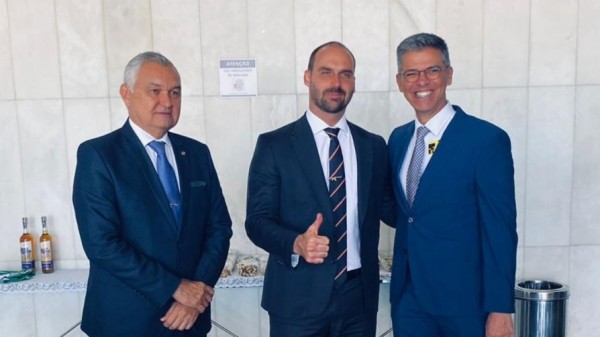 Em Brasília, Coronel Azevedo participa do relançamento da Frente Parlamentar do Semi-Árido