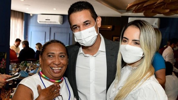 Allyson indica atriz Tony Silva para ser homenageada com o Tributo Ana Floriano
