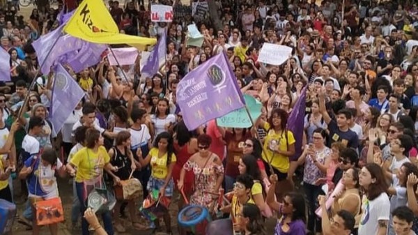A luta em defesa da educação, não era pela educação!