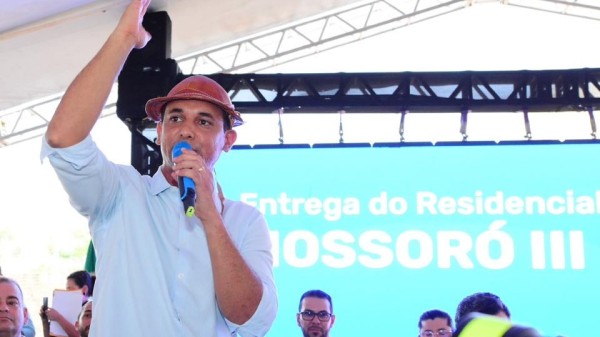 Aumento do IPTU não arranha imagem de Allyson