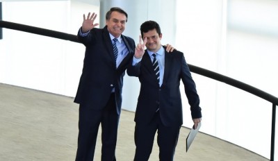 Bolsonaro lanÃ§a projeto de seguranÃ§a e declara: "Moro Ã© patrimÃ´nio nacional"