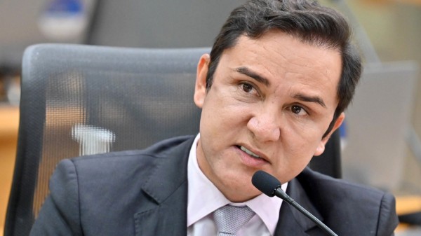 Neilton Diógenes requer implantação do sistema eletrônico do Corpo de Bombeiros