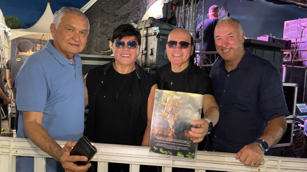 General Girão participa de evento de Páscoa em Natal e homenageia Banda Grafith com honraria “A Cara da Onça”
