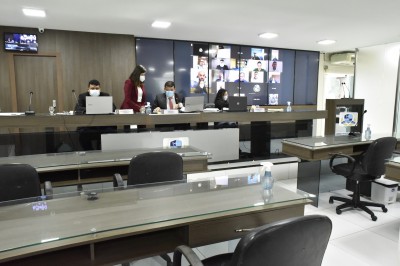Câmara aprova projeto que cria duas novas secretarias; PMM alega que projeto não aumenta gastos do município