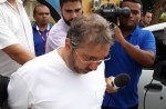 PolÃ­cia prende acusado de tentar matar a esposa a golpes de tesoura
