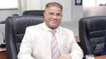 Dr. Cubano larga a máscara e assume lado governista
