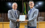 General Girão entrega documentos sobre gastos do governo Fátima na pandemia
