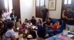 Estudantes ocupam prefeitura de Governador em protesto contra a falta de Ã´nibus