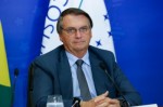 “Posso adiantar que não será sancionada”, diz Bolsonaro sobre Fundão
