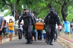 No Brasil, policial só tem direito a morrer