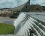 Barragem de Oiticica amanhece sangrando