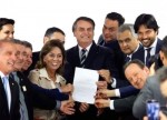 Bolsonaro assina decreto e torna sal Potiguar uma atividade de interesse social