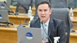Neilton pede apoio aos senadores para a PEC 30h da enfermagem