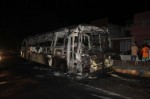 Ã”nibus que servia para o transporte de operÃ¡rios de salina Ã© incendiado em Macau