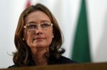 Maria do RosÃ¡rio sai em defesa de estudante suspeito de pichar viatura da PM: "sem provas"