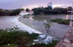 Barragem do Centro de MossorÃ³ volta a sangrar apÃ³s 10 anos