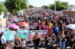 Protesto contra fechamento de Hospital Regional reÃºne cerca de 5 mil pessoas em Apodi