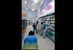 VÃ­deo mostra "cachoeira" dentro de supermercado durante forte chuva em MossorÃ³