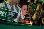 Homenagens a vÃ­timas de acidente comovem atletas e populaÃ§Ã£o de ChapecÃ³