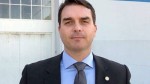 Flavio Bolsonaro explica pagamento de R$ 1 milhÃ£o e depÃ³sitos de R$ 2 mil