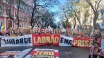 Vexame internacional: Lula é alvo de protesto e é chamado de 'Ladrão' em Portugal
