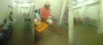 Por falta de macas, pacientes em estado grave aguardam atendimento em cadeiras no HRTM