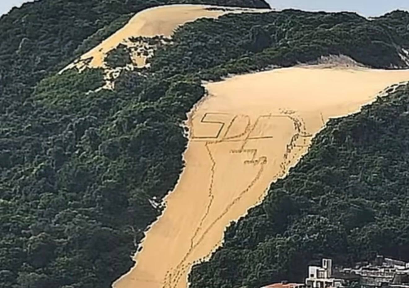 Sigla ligada ao crime organizado aparece no Morro do Careca