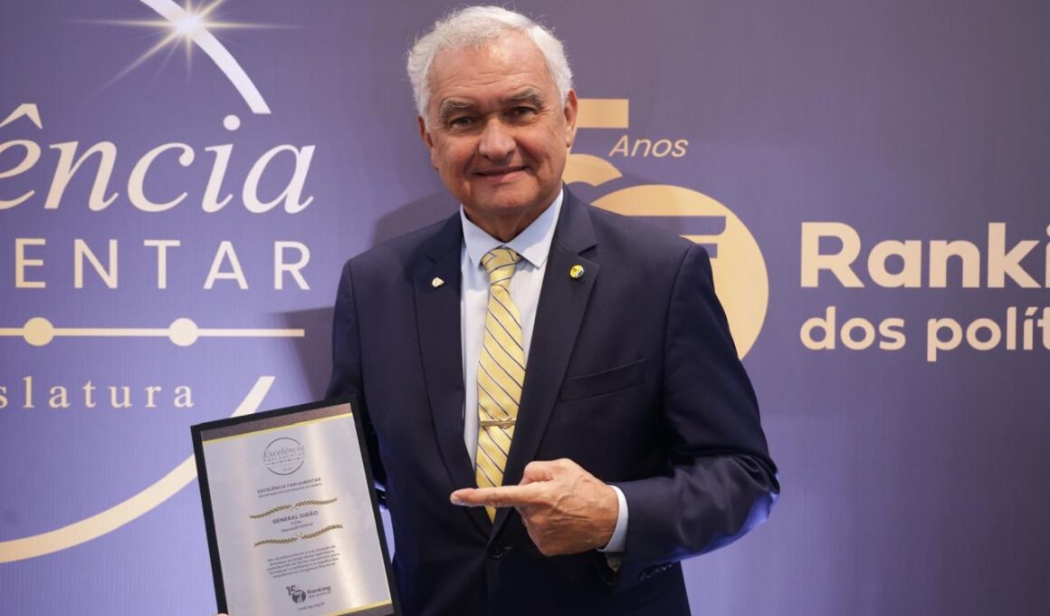 General Girão recebe Prêmio Excelência Parlamentar e lidera ranking como melhor deputado federal do RN