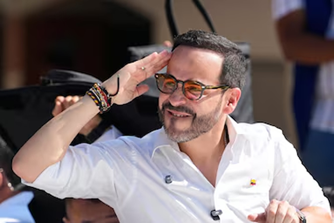 Candidato da direita surpreende, lidera votação e avança ao segundo turno na Colômbia