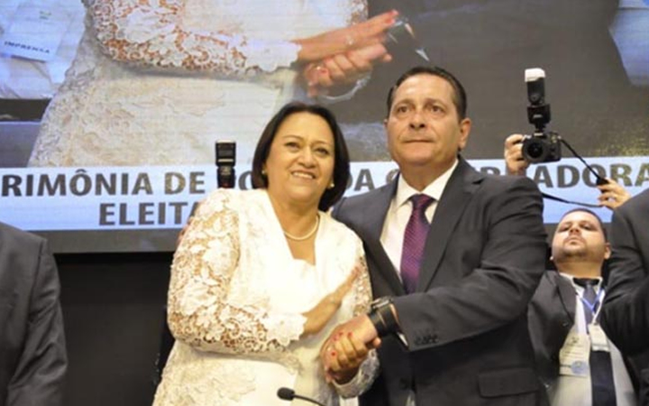 Ezequiel pode deixar base da governadora Fátima