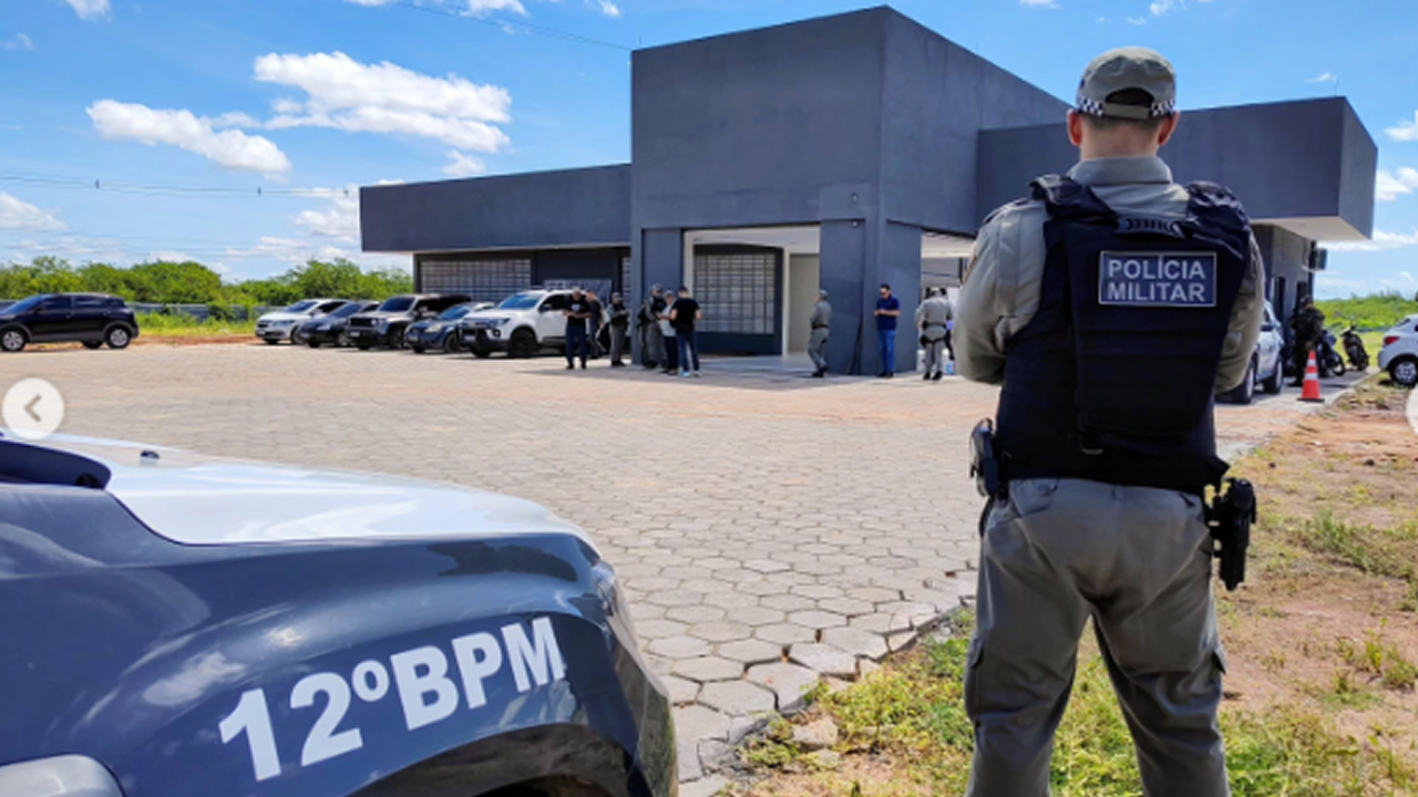 Teje entregue: Governo Fátima entrega batalhão sem muro e com ar-condicionado que não pode ser ligado