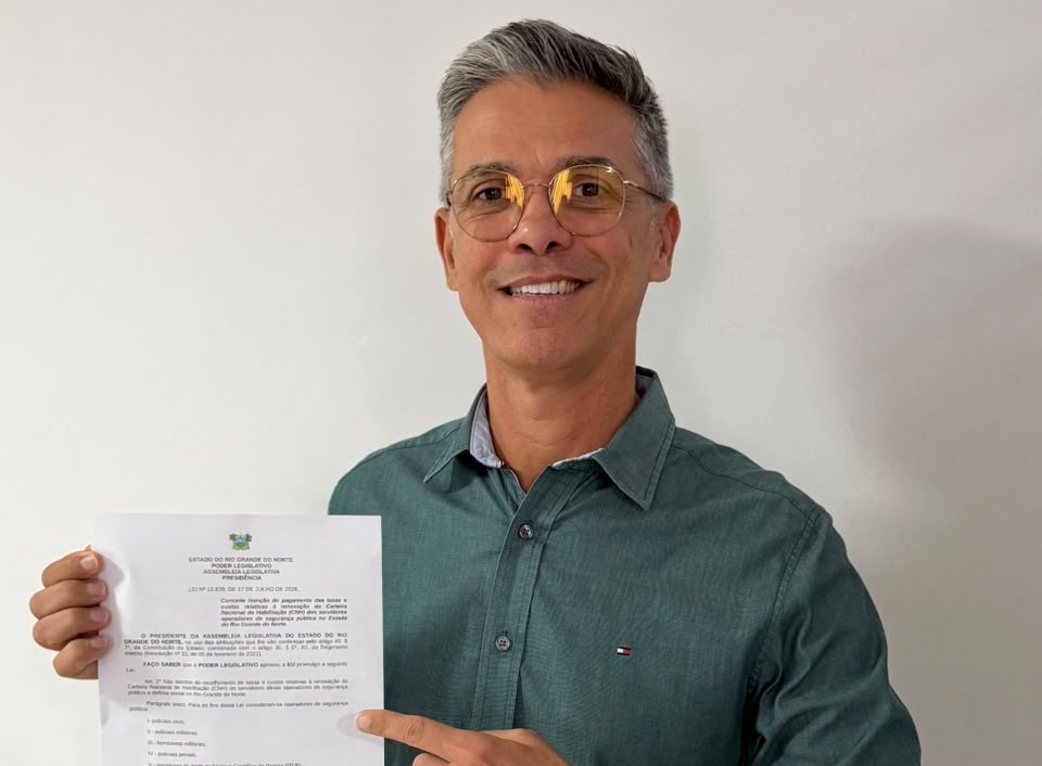 Lei de Coronel Azevedo garante renovação de CNH gratuita para operadores da segurança pública no RN