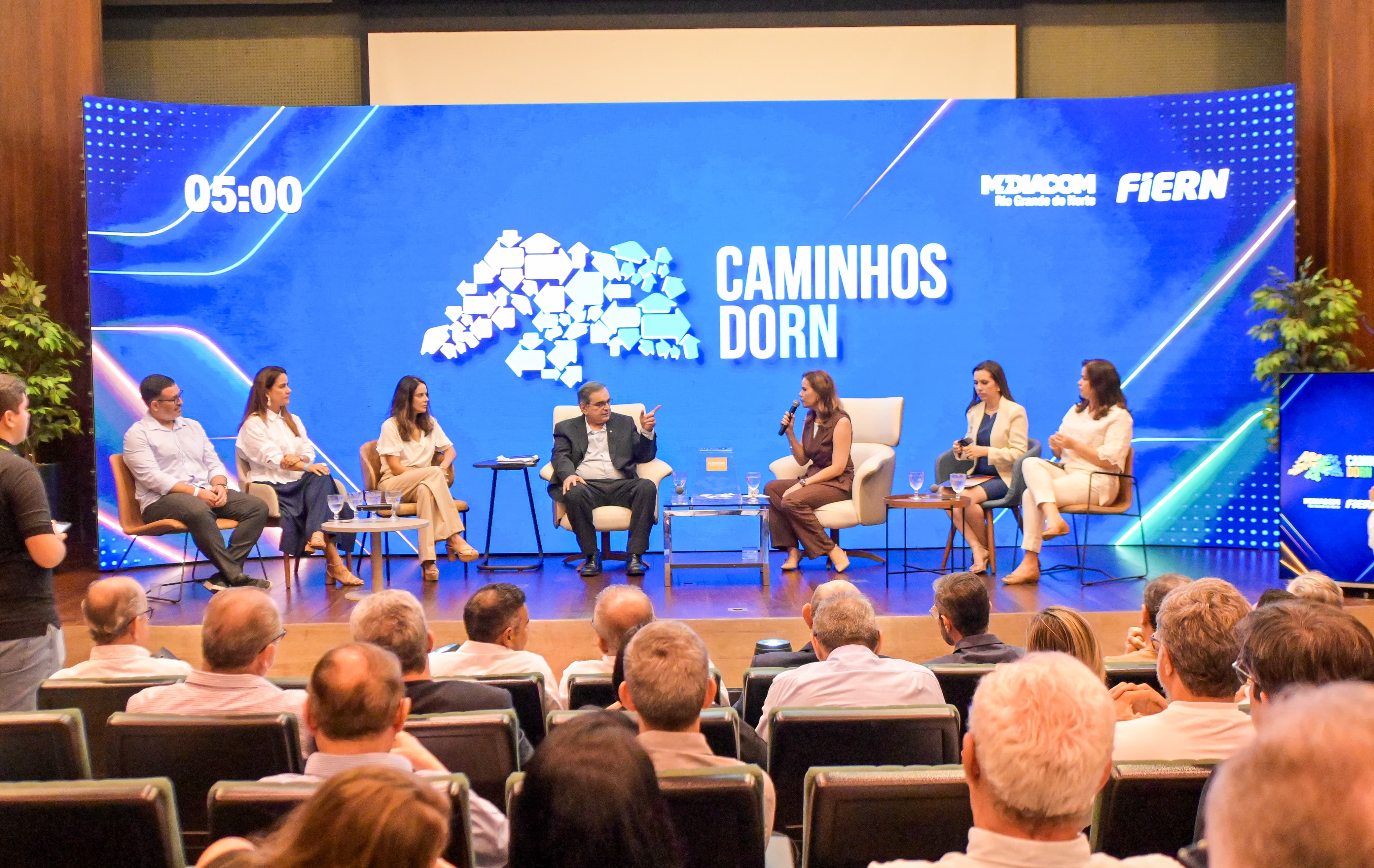 Álvaro Dias defende pacto econômico e social para reconstruir o Rio Grande do Norte no Fórum Caminhos do RN