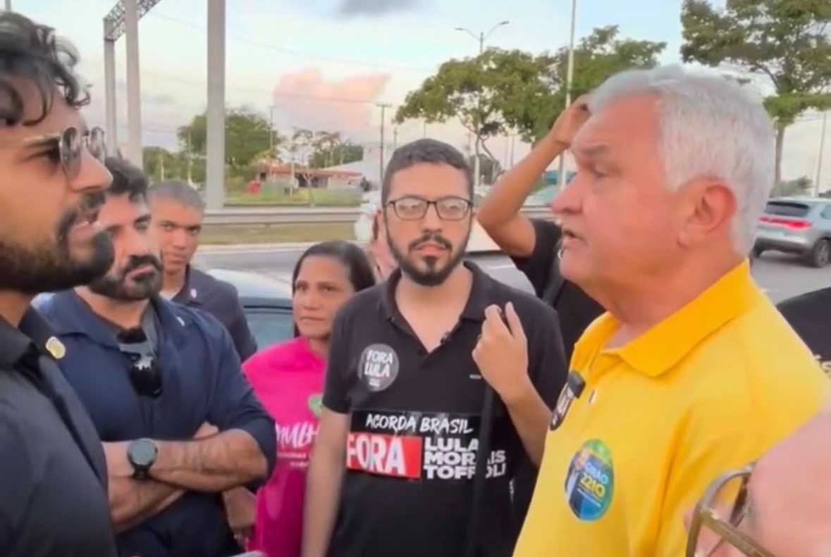 General Girão encara abordagem da PF e defende direito de manifestação contra Lula na BR-101