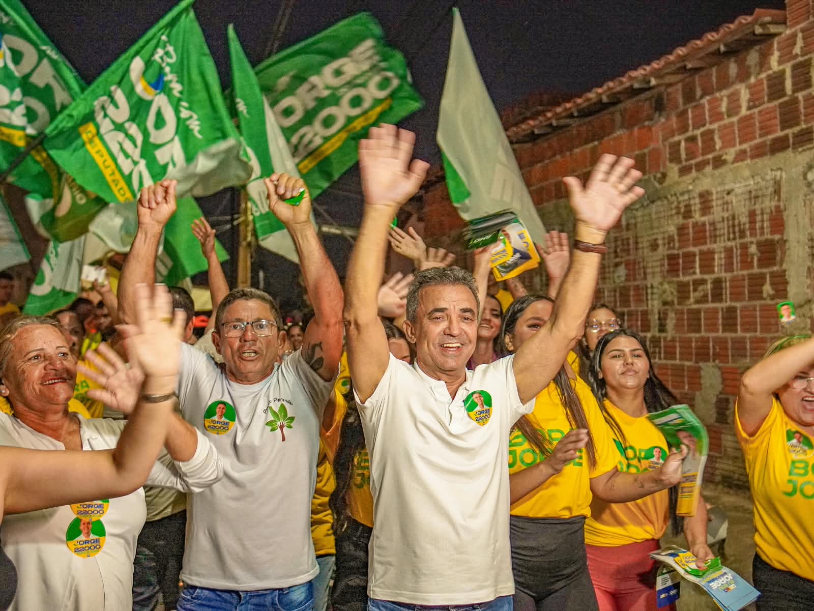 Jorge leva propostas de segurança e geração de empregos aos moradores do Pintos