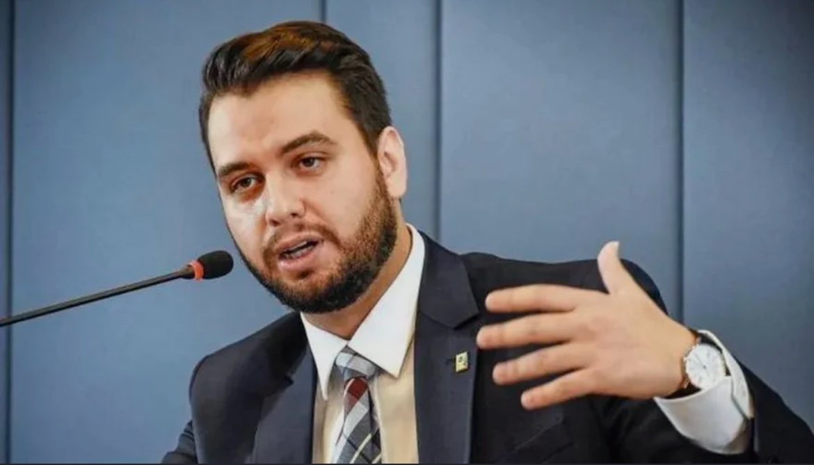 Justiça americana diz que documento dos EUA usado por Alexandre de Moraes para prender preventivamente Filipe Martins é falso