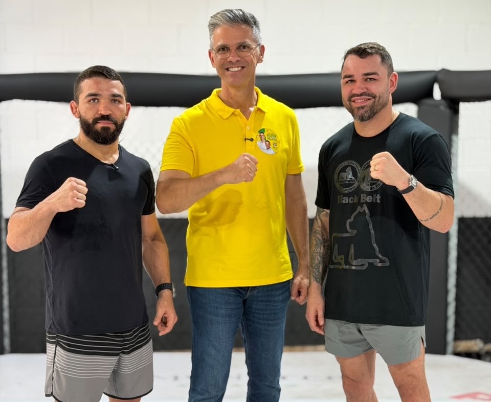 Irmãos Pitbull anunciam apoio à reeleição de Coronel Azevedo