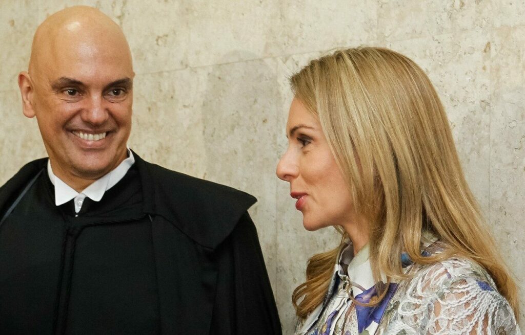 PF revela que Vorcaro autorizou cartões de R$ 300 mil para filhos de Moraes