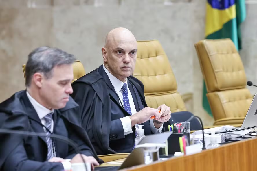 Mendonça libera para plenário caso que envolve Moraes e Banco Master no STF