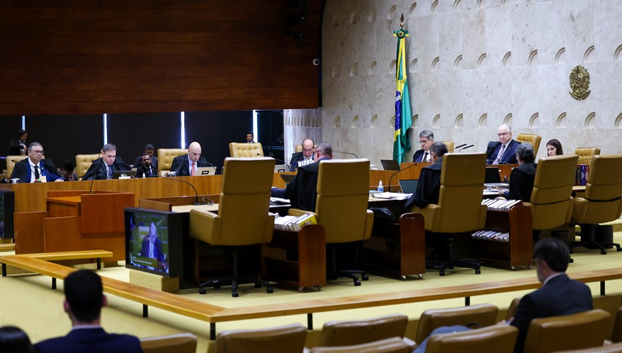 Ministros aposentados pedem apuração "imediata e rigorosa" no STF