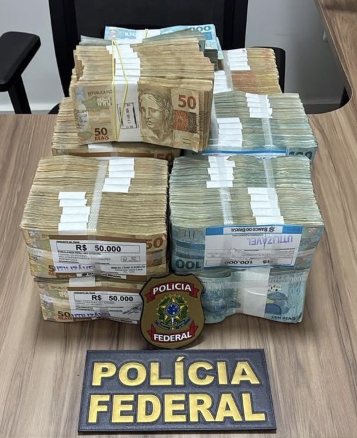 PF apreende R$ 400 mil em espécie em Mossoró durante investigação sobre possível uso ilícito em campanha