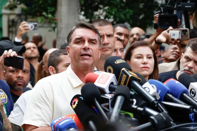União Progressista prepara apoio a Flávio Bolsonaro no segundo turno