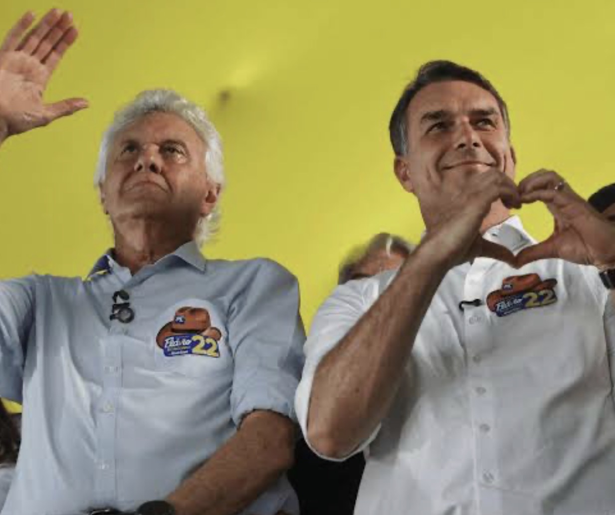 Caiado oficializa apoio a Flávio no segundo turno em evento em Goiânia