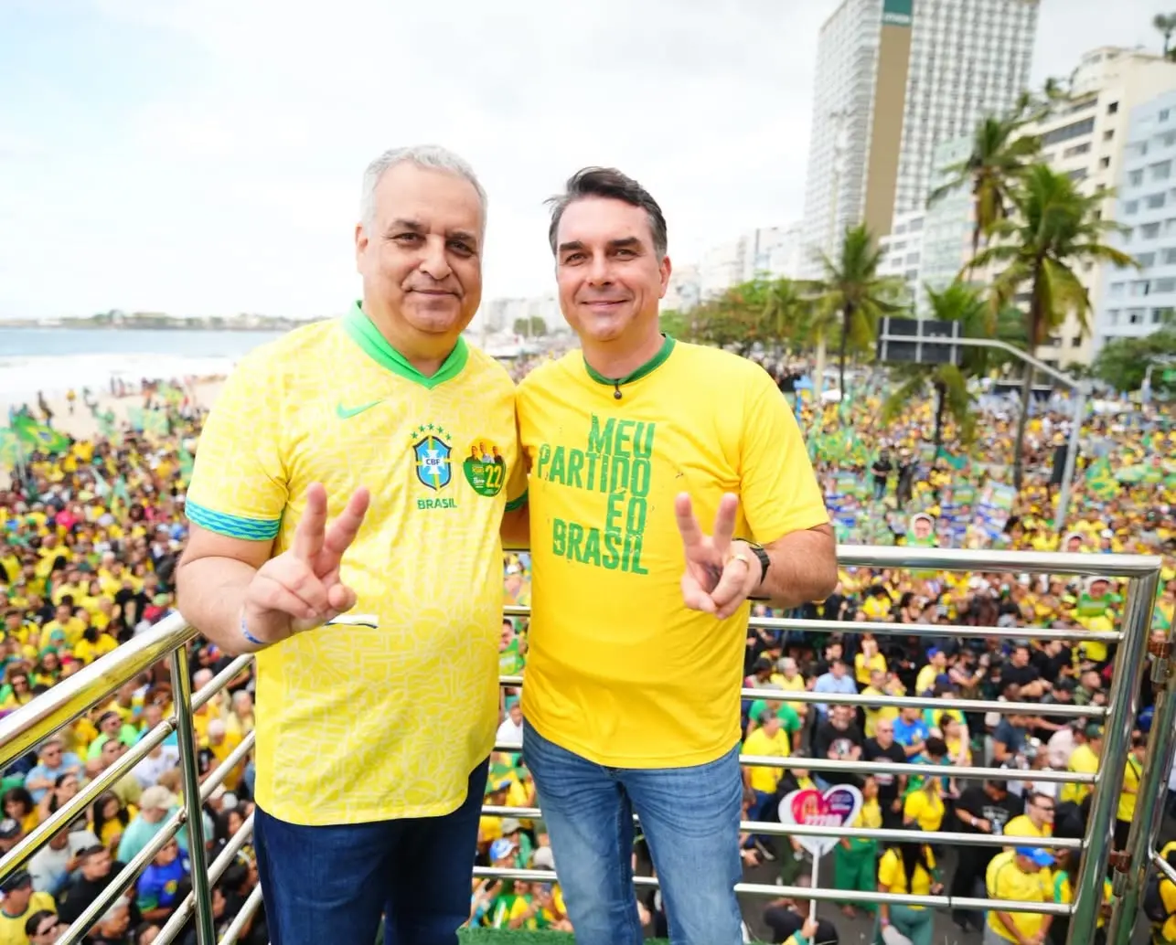 PoderData/Aya: Flávio tem 53% dos votos válidos no 2º turno; Lula, 47%