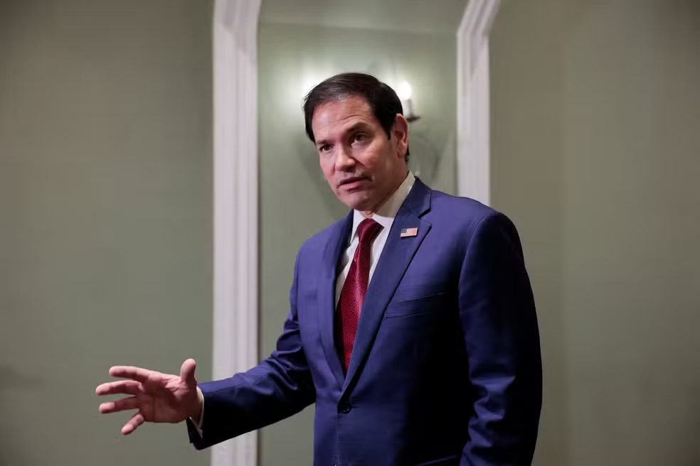 Rubio e CIA teriam coordenado saída de Flávio Bolsonaro do Brasil com autorização de Trump